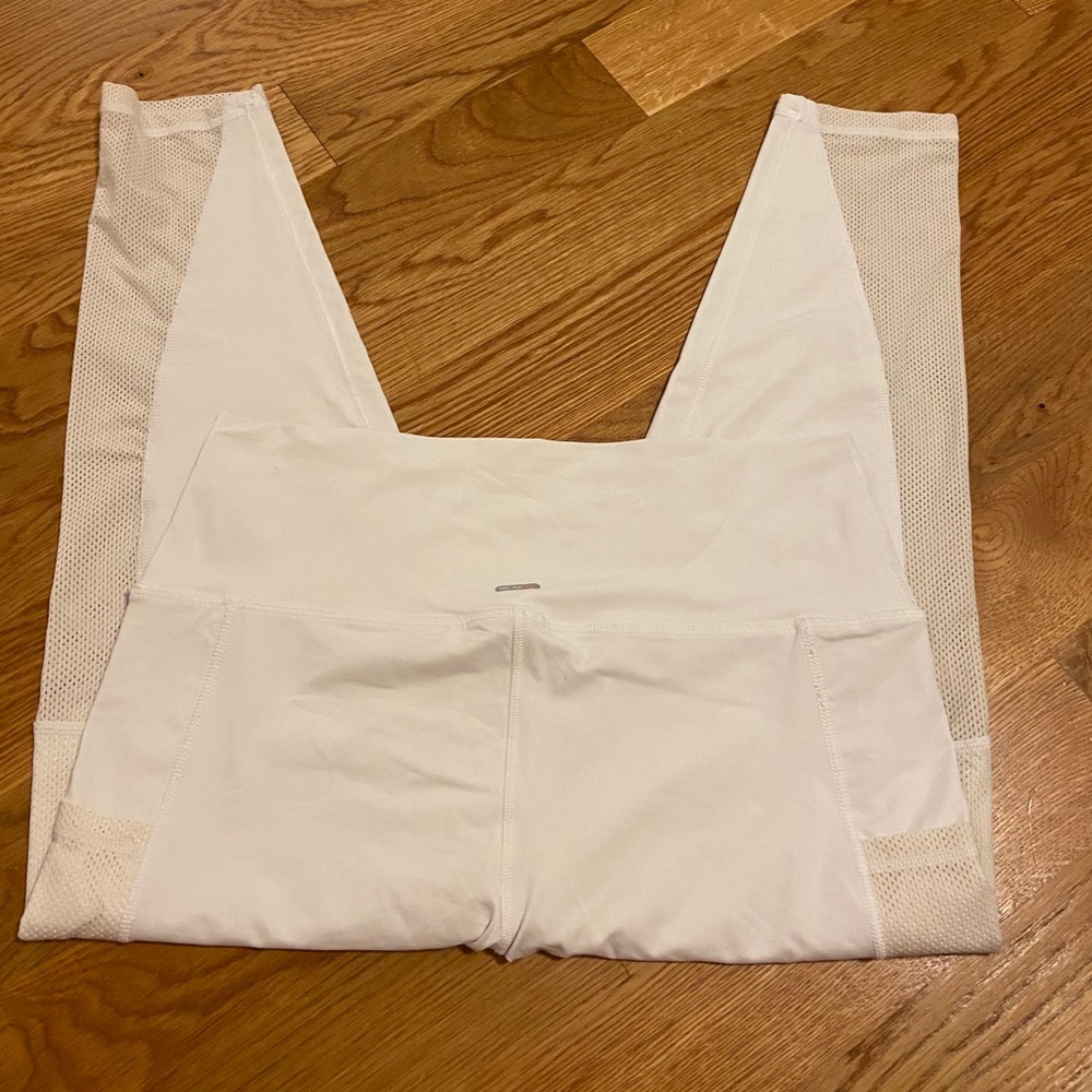 Aerie white leggings